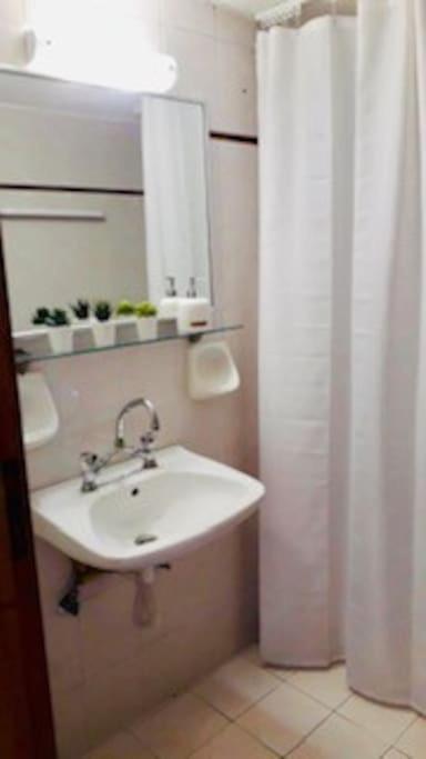 Cozy Apartments อิสตรอน ภายนอก รูปภาพ